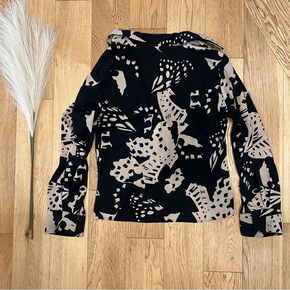 DYNAMITE | Deep V-Neck Blouse - Picture 14 of 16